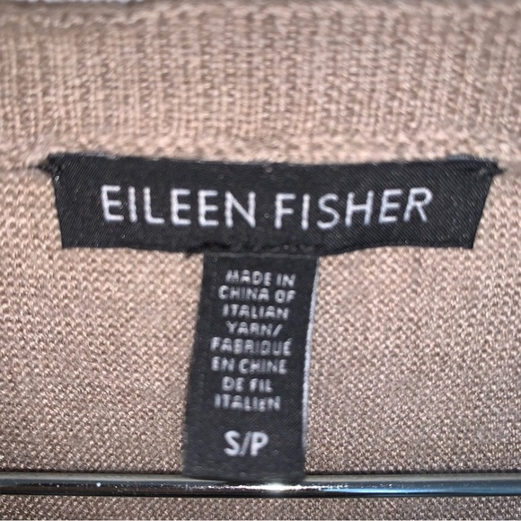 Eileen Fisher Tan V-Neck Sweater 100% Merino Wool S - Picture 3 of 10